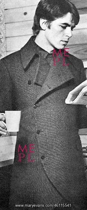 : Robin Steadman in dandyish 1960s jacket : Robin Steadman in dandyish 1960s jacket