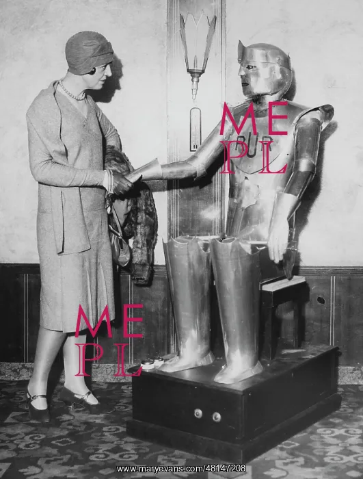 : Robot, historic, 1929 : Robot, historic, 1929