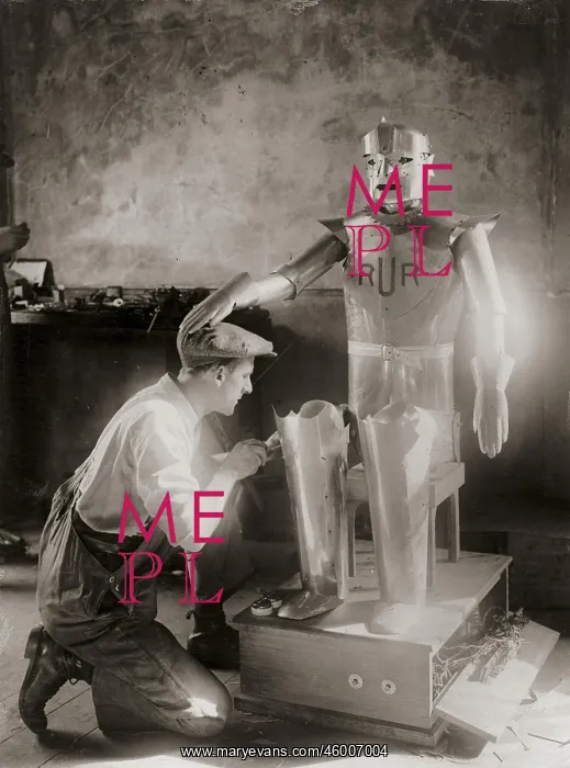 : A robot, that talks and moves : A robot, that talks and moves