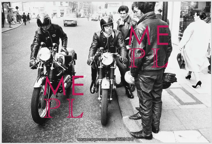 : ROCKERS AND THEIR BIKES : ROCKERS AND THEIR BIKES