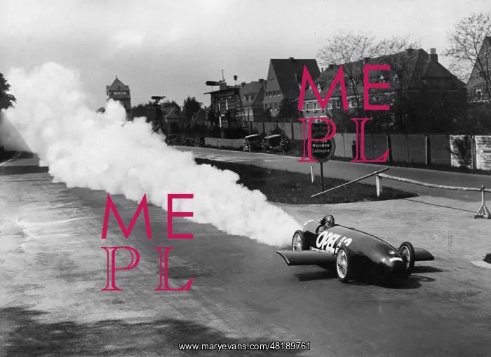  : Rocket car by Fritz von Opel, 1928