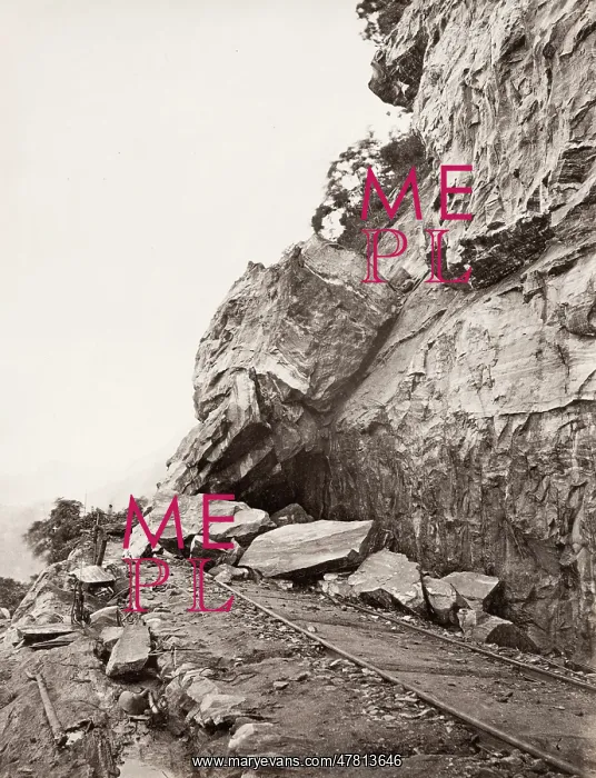 : Rockfall, Kandy railway, Ceylon, Sri Lanka : Rockfall, Kandy railway, Ceylon, Sri Lanka