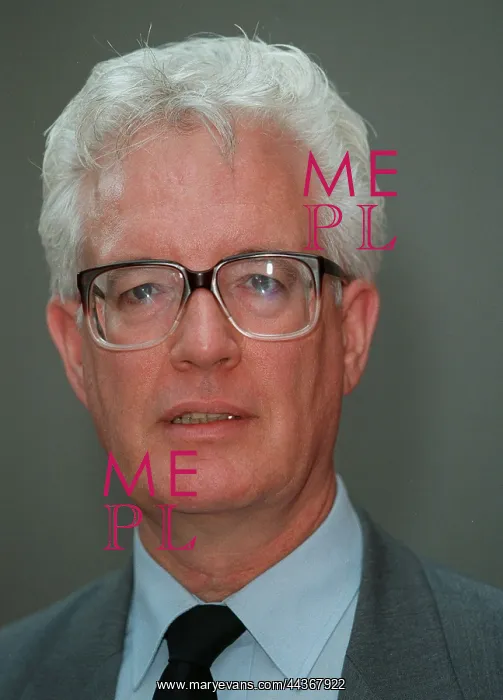  : Rodney Bickerstaffe