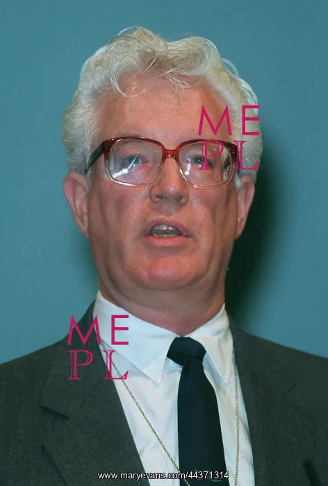  : Rodney Bickerstaffe