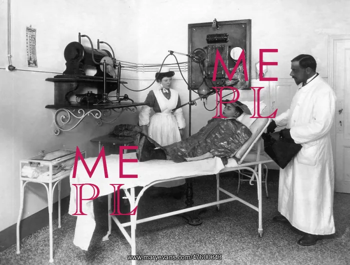: Roentgen Ray Therapy, Early 20th Century : Roentgen Ray Therapy, Early 20th Century