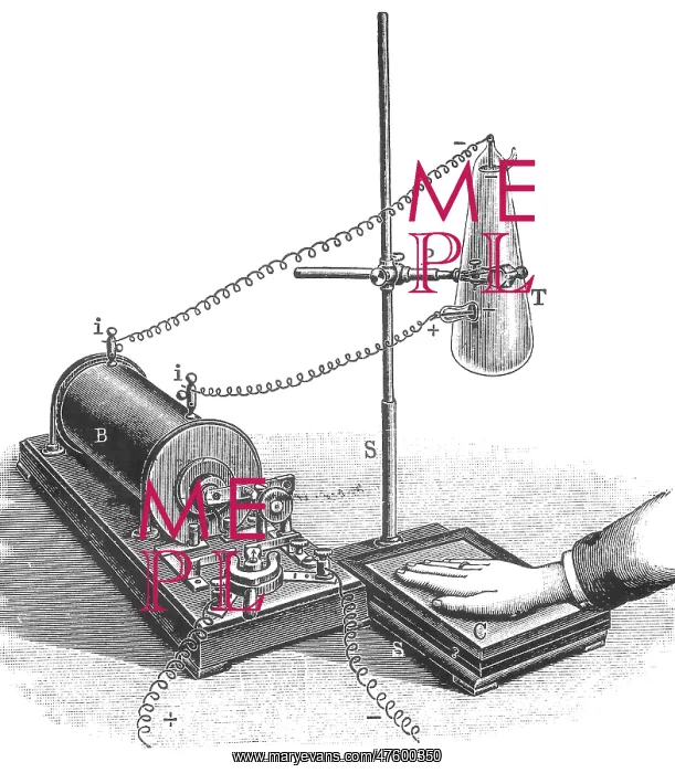 : Roentgen's X-Ray Machine, 19th Century : Roentgen's X-Ray Machine, 19th Century