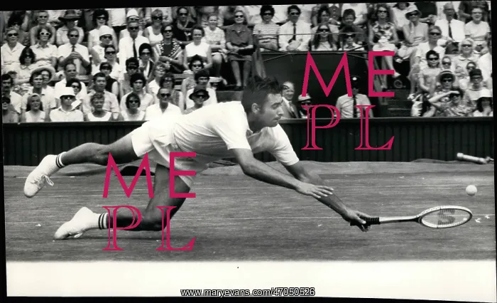: Roger Taylor in tennis match at Wimbledon : Roger Taylor in tennis match at Wimbledon
