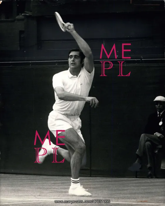 : Roger Taylor in tennis match at Wimbledon : Roger Taylor in tennis match at Wimbledon