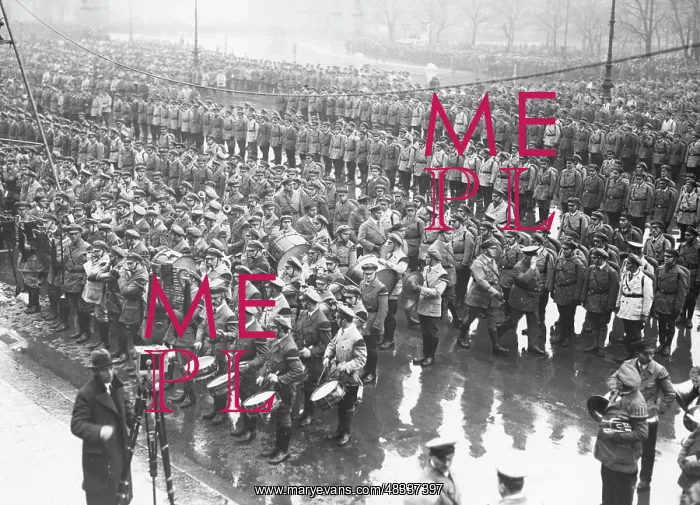  : Roll call of the Reichsbanner Schwarz-Rot-Gold