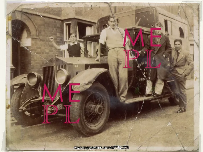 : Rolls royce car from Lord Farringdon converted to ambulance : Rolls royce car from Lord Farringdon converted to ambulance