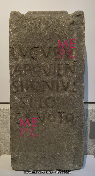 : Roman altar to the Lucoves Arquieni : Roman altar to the Lucoves Arquieni