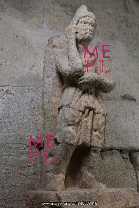 : Roman statue, Musee Lapidaire, Avignon, Provence, France : Roman statue, Musee Lapidaire, Avignon, Provence, France