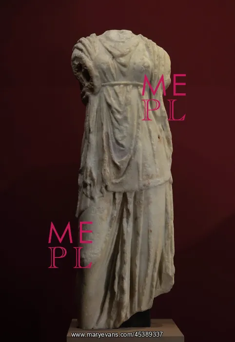 : Roman statue, Musee Lapidaire, Avignon, Provence, France : Roman statue, Musee Lapidaire, Avignon, Provence, France