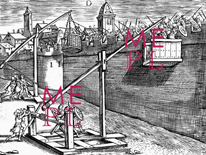 : Roman warfare: raising baskets of attackers : Roman warfare: raising baskets of attackers