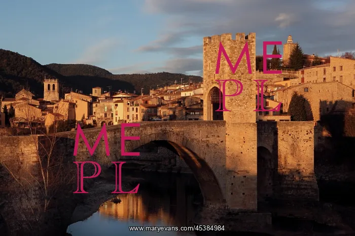 : Romanesque bridge over the Fluvia river, Besalu : Romanesque bridge over the Fluvia river, Besalu