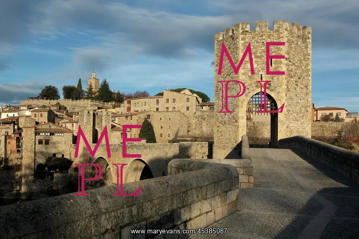 : Romanesque bridge over the Fluvia river, Besalu : Romanesque bridge over the Fluvia river, Besalu