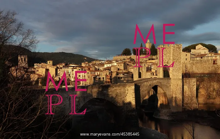 : Romanesque bridge over the Fluvia river, Besalu : Romanesque bridge over the Fluvia river, Besalu