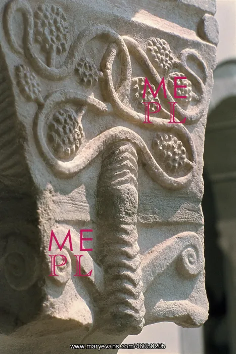 : Detail from a romanesque cloister : Detail from a romanesque cloister