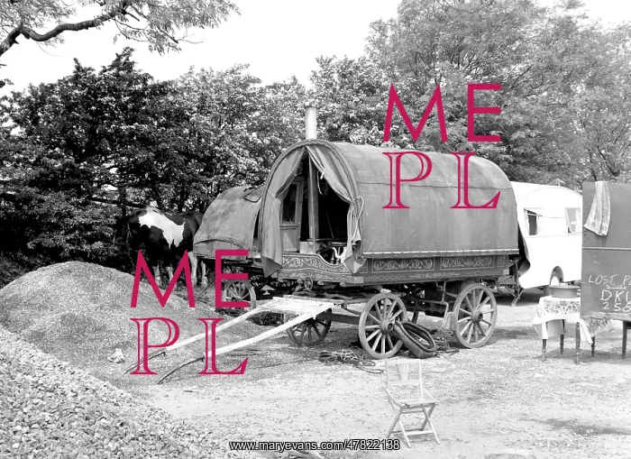  : Romany caravan