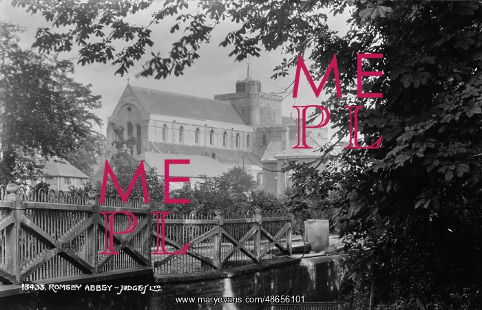 : Romsey Abbey : Romsey Abbey