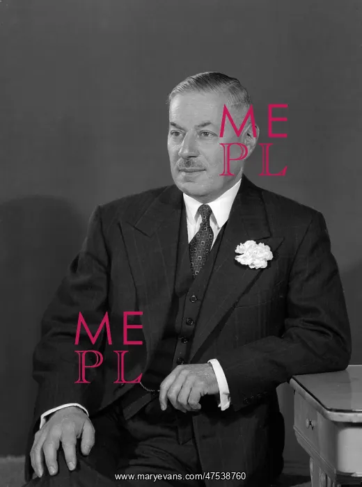  : Ronald Falk