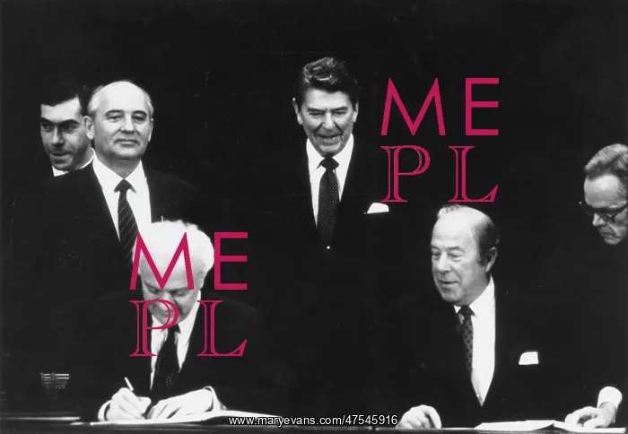 : Ronald Reagan, Mikhail Gorbachev and others, Geneva : Ronald Reagan, Mikhail Gorbachev and others, Geneva