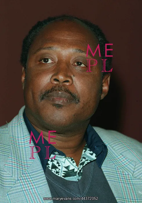  : Roosevelt Douglas