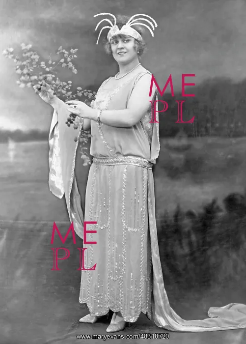 : Rose Felsegg, 1922 : Rose Felsegg, 1922