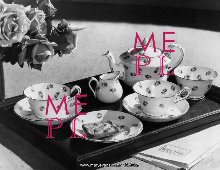 : ROSE TEA SET : ROSE TEA SET