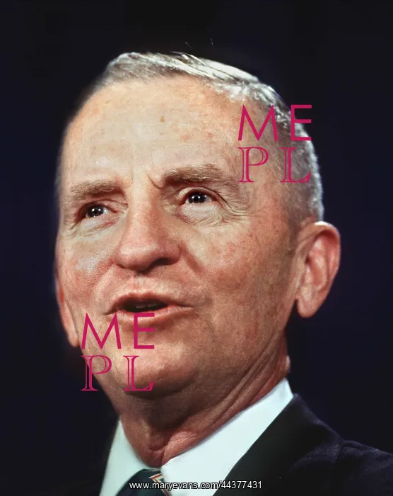  : Ross Perot