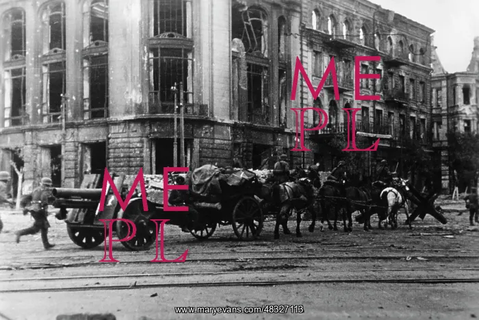 : Rostov-on-Don, 1942 : Rostov-on-Don, 1942