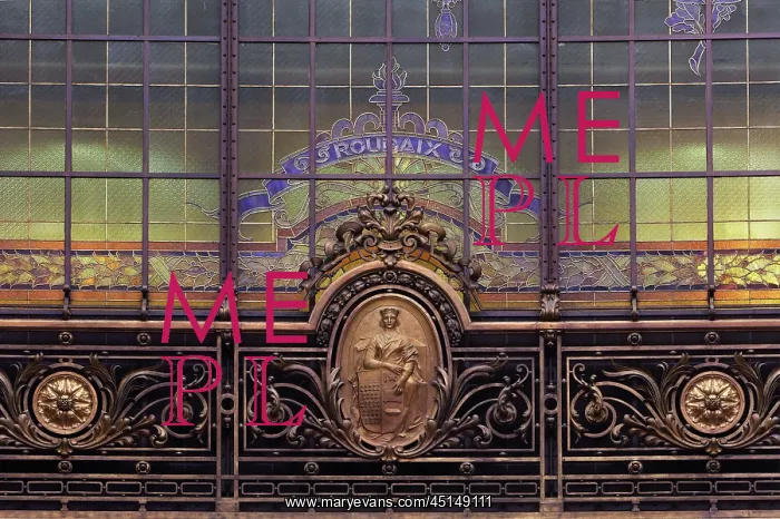 : Roubaix emblem, Hall, Societe Generale, Paris, France : Roubaix emblem, Hall, Societe Generale, Paris, France