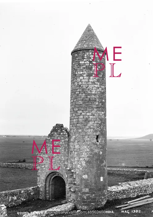 : Round Tower and Teampull, Finghin, Clonmacnois : Round Tower and Teampull, Finghin, Clonmacnois