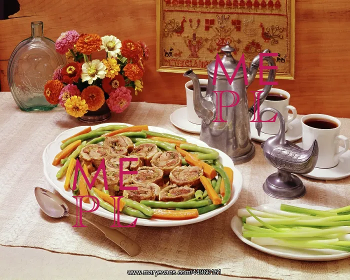 : Rounds of Veal Collar Stuffed with Onion Spices : Rounds of Veal Collar Stuffed with Onion Spices