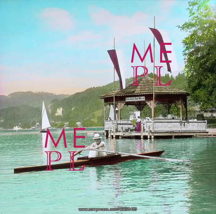 : Rower at Lake Woerthersee : Rower at Lake Woerthersee