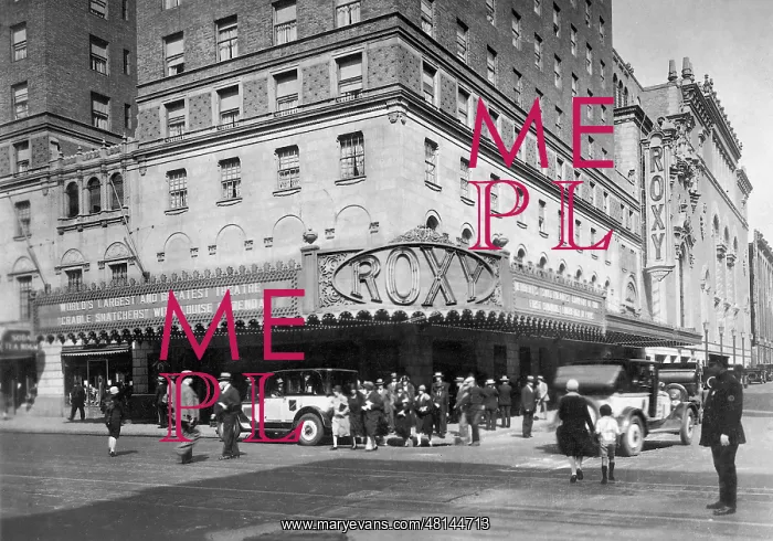 : Roxy Theatre on the Broadway, 1927 : Roxy Theatre on the Broadway, 1927