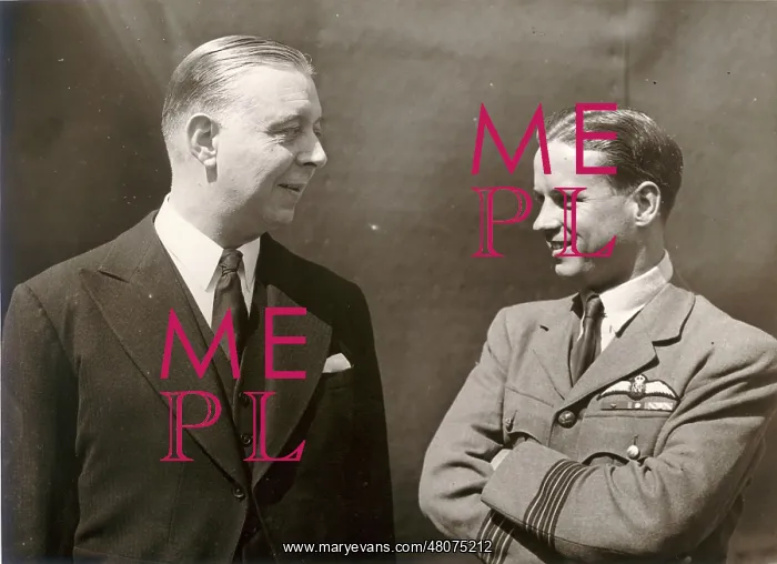 : Roy Chadwick, left, and Wg Cdr Guy Gibson : Roy Chadwick, left, and Wg Cdr Guy Gibson