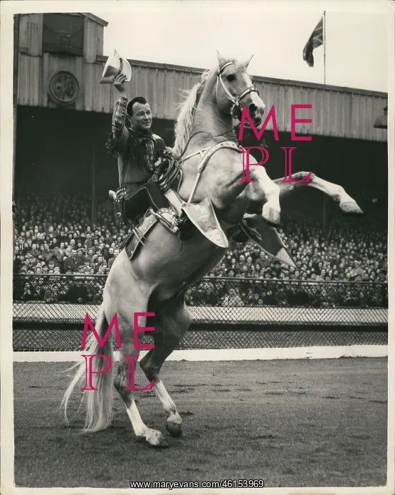 : Roy Rogers, cowboy performer, Harringay Stadium : Roy Rogers, cowboy performer, Harringay Stadium