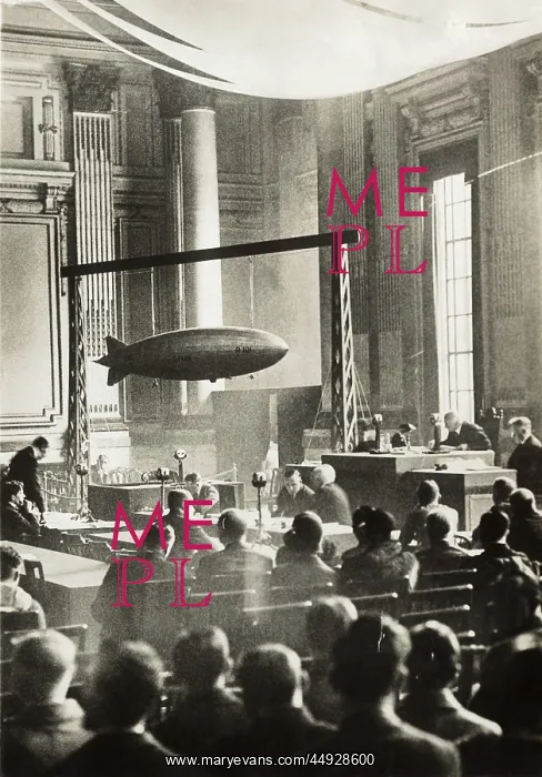 : Royal Airship Works R-101 : Royal Airship Works R-101