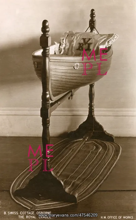  : The Royal Cradle