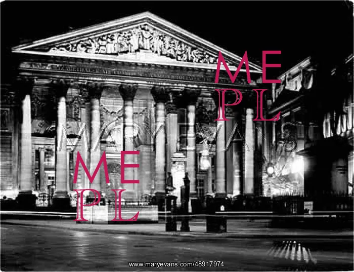 : ROYAL EXCHANGE AT NIGHT : ROYAL EXCHANGE AT NIGHT