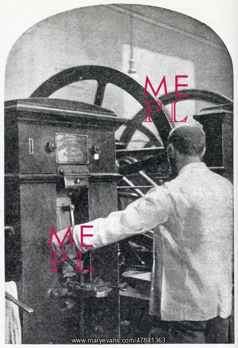 : The Royal Mint - Money Making Machine 1904 : The Royal Mint - Money Making Machine 1904