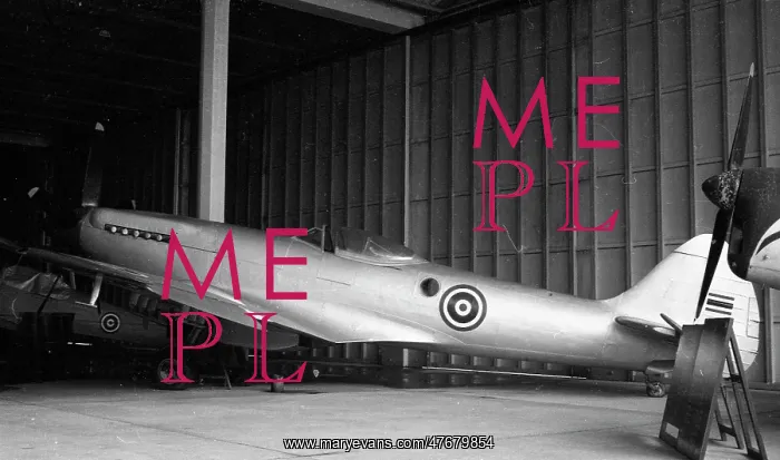 : RTAF Museum - Spitfire FR Mk.XIV : RTAF Museum - Spitfire FR Mk.XIV