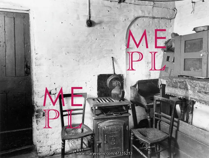 : RUDIMENTARY KITCHEN C20 : RUDIMENTARY KITCHEN C20