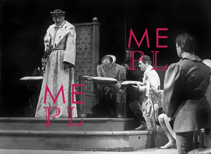 : Rudolf Forster in Richard II, 1940 : Rudolf Forster in Richard II, 1940