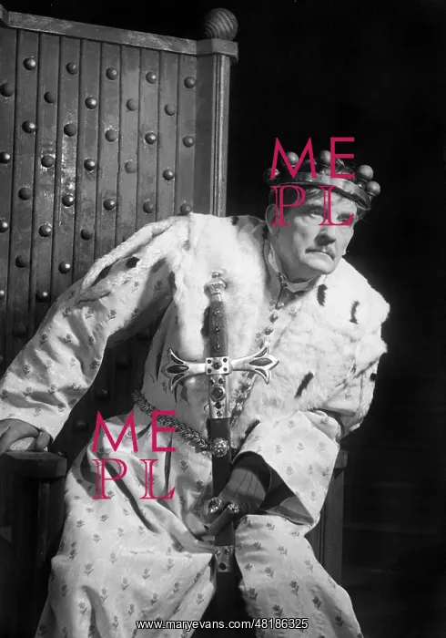 : Rudolf Forster in Richard II, 1940 : Rudolf Forster in Richard II, 1940