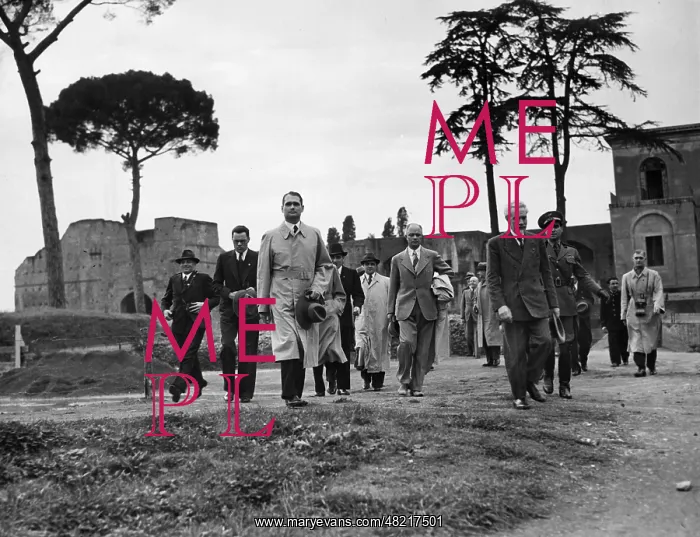 : Rudolf Hess private in Rome, 1937 : Rudolf Hess private in Rome, 1937