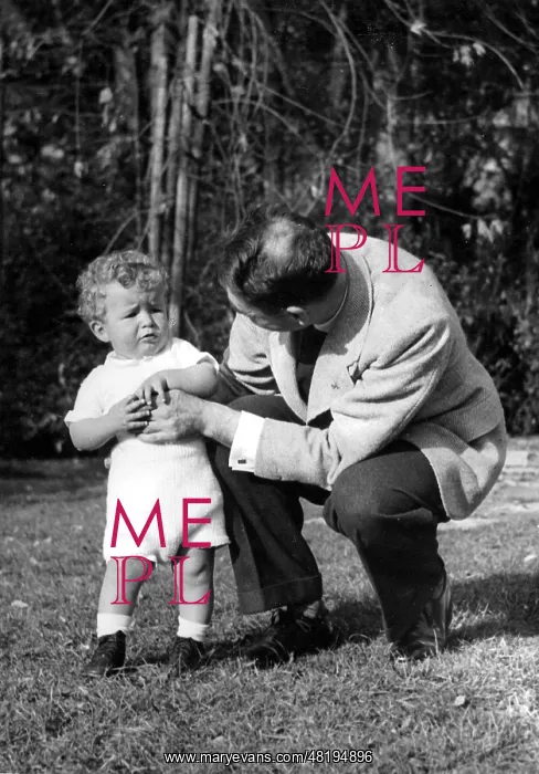 : Rudolf Hess with Wolf-Ruediger Hess, 1938 : Rudolf Hess with Wolf-Ruediger Hess, 1938