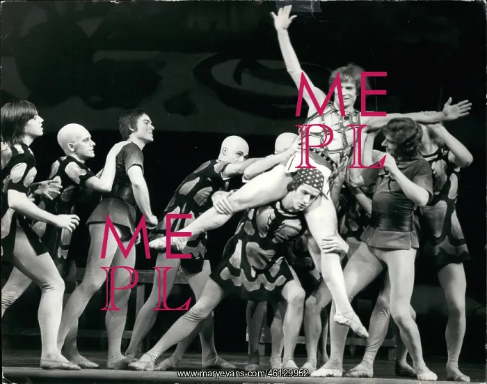 : Rudolf Nureyev rehearsing The Prodigal Son, Covent Garden : Rudolf Nureyev rehearsing The Prodigal Son, Covent Garden