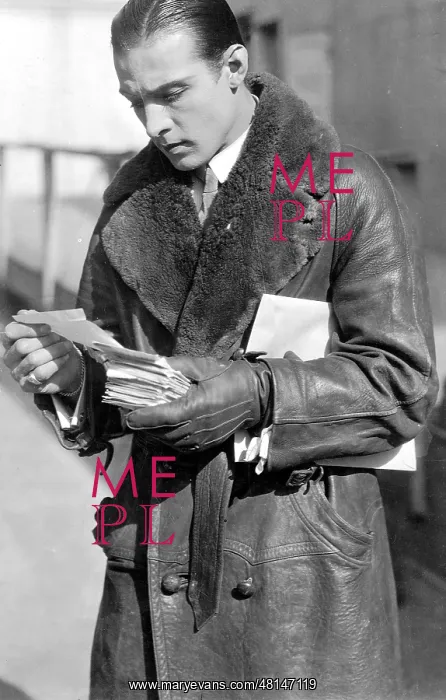 : Rudolph Valentino, 1922 : Rudolph Valentino, 1922
